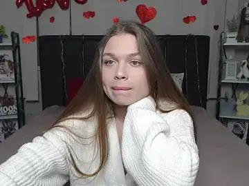 LaraPika  live sex cam