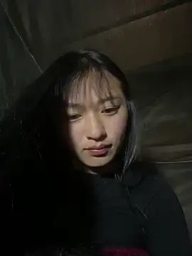 Lili2x  live sex cam