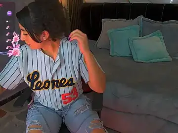 Megan_Reeves  live sex cam