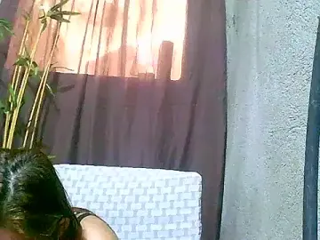 Sweeetgurll  live sex cam