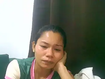 Sweeetgurll  live sex cam