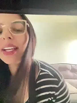 Jujuarantes__2025  live sex cam