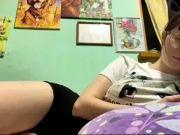 AlaskanPlaster  live sex cam