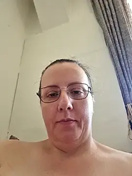 Goodass7  live sex cam