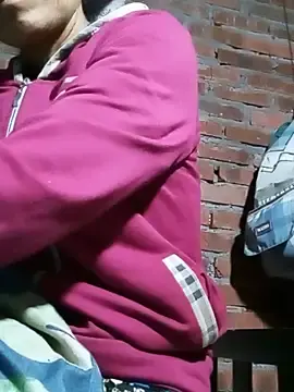 Nguyen_Emaa  live sex cam