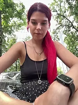 RiriRoseey  live sex cam