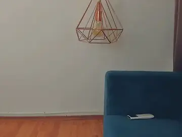 BrilliantGirll  live sex cam