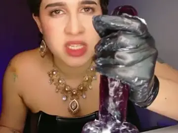 DIVINANGELA  live sex cam