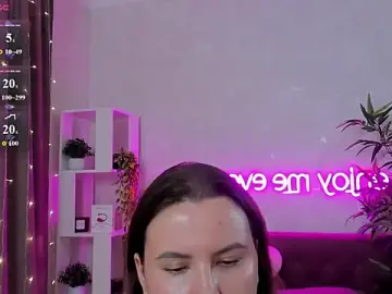 FeralPeach  live sex cam