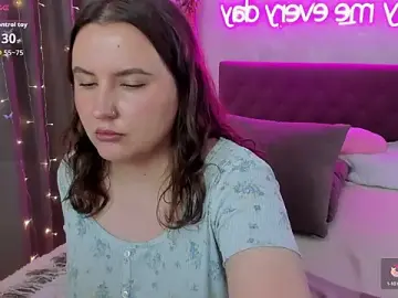 FeralPeach  live sex cam