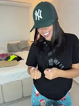SamVega  live sex cam