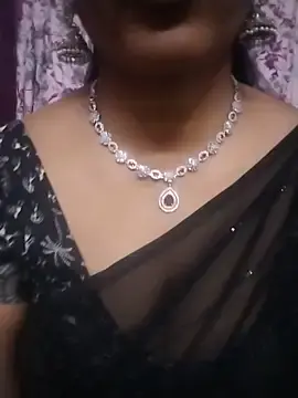 Telugu_angeljanu1  live sex cam