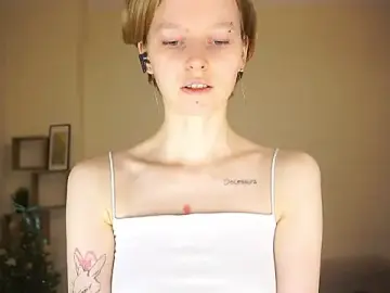 ToyaPletz  live sex cam