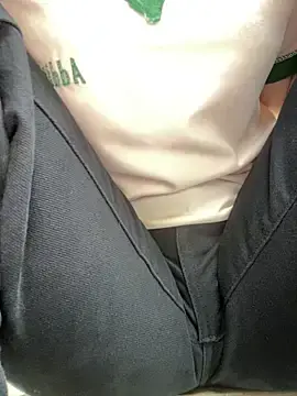 Tran_hong  live sex cam