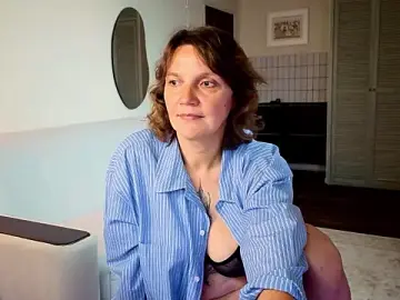 Charline_TheFoxTail  live sex cam