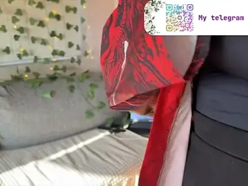 RiotKitten1  live sex cam