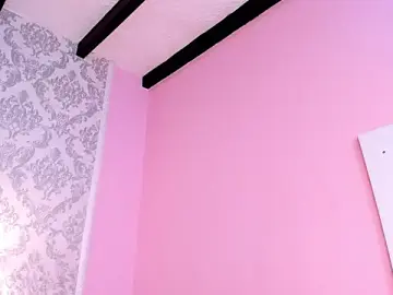 ScarletMore  live sex cam