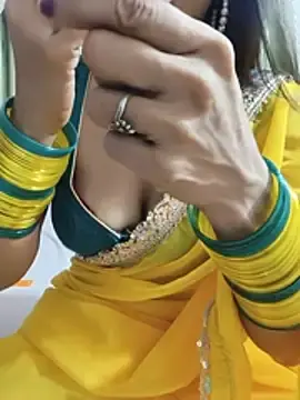 Shalu_G  live sex cam