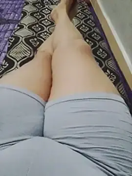 Sweet-arian  live sex cam