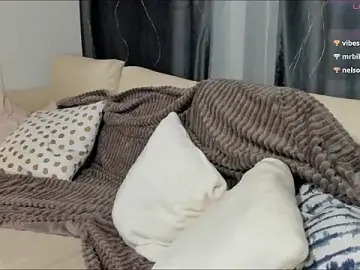 ViollaFoxy  live sex cam