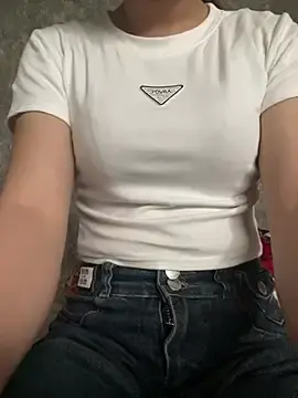 YAINAON20  live sex cam