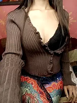 Poojaji690  live sex cam