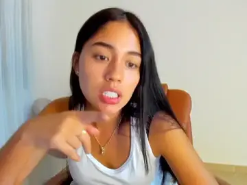 AriaMontgomery  live sex cam
