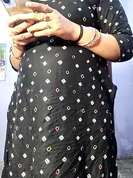 Priyaji-11  live sex cam