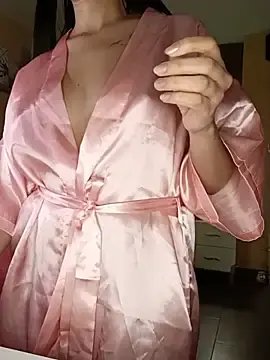 SallyWhitee  live sex cam