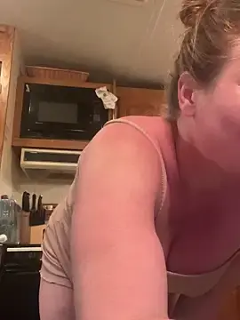 Bigb00tycass  live sex cam