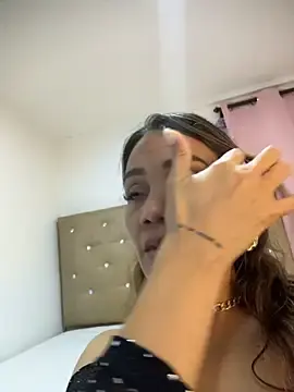 Sofia8428  live sex cam