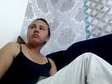 Angellatina17  live sex cam