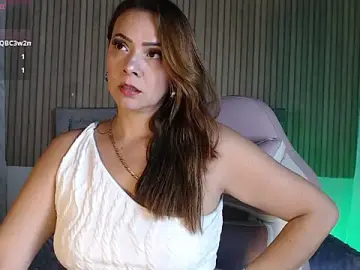 Karla_Ferrer_x  live sex cam