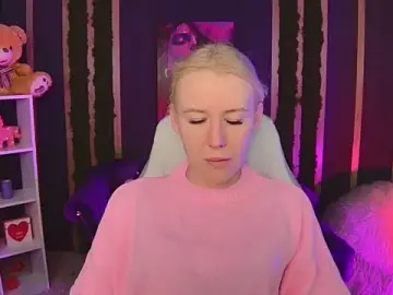 Selenatrend  live sex cam