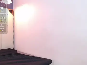 TaniaPierce  live sex cam