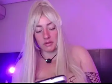 Megansplash  live sex cam