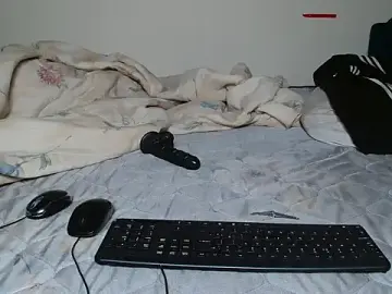 Petiteafricanbaddie  live sex cam