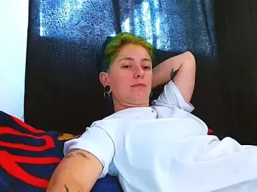 Tomboyblue  live sex cam