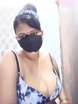 Varnika  live sex cam
