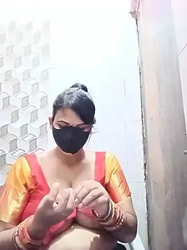 Varnika  live sex cam