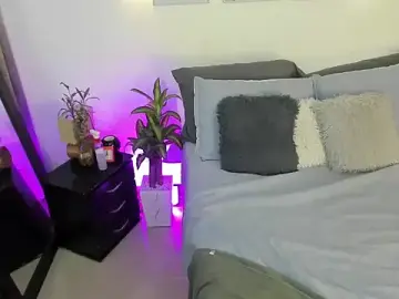 Danna_Diamond_  live sex cam