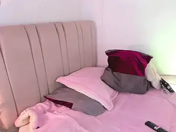 HilaryBlaze  live sex cam