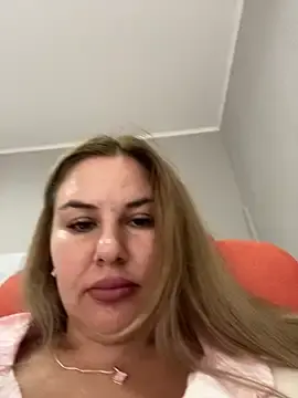 Passion-Blondy  live sex cam