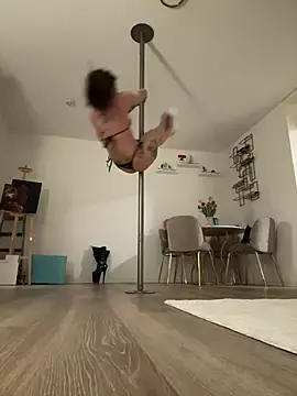 Spideraurelia  live sex cam