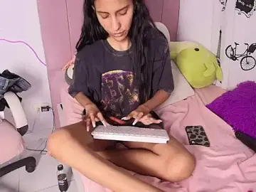 Yaizasexy_lov  live sex cam