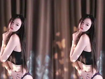 Yiwa-88  live sex cam
