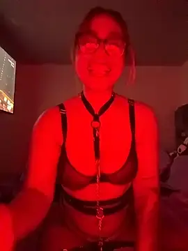 Aria-lucaa  live sex cam
