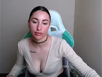 Cammila_horn  live sex cam