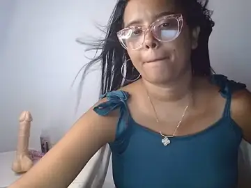 Girl_piscis  live sex cam