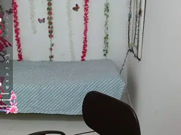 Lucyy_latin  live sex cam